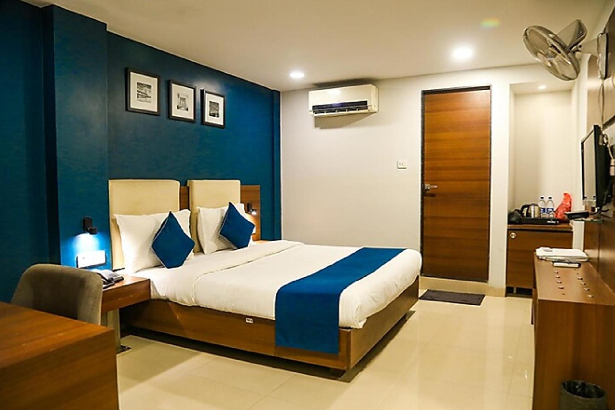 Hotel Concord Galaxy Bombay Esterno foto
