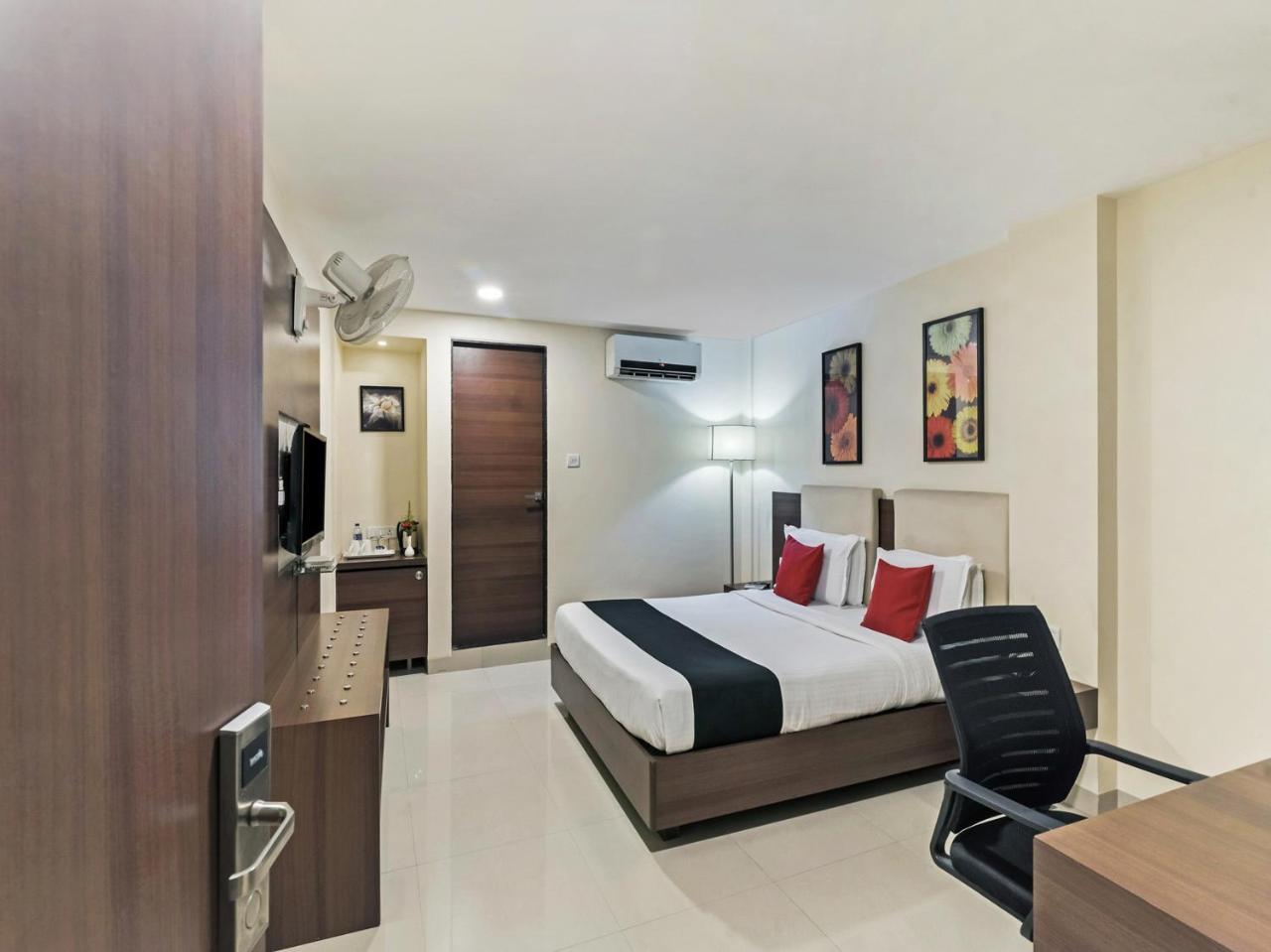 Hotel Concord Galaxy Bombay Esterno foto